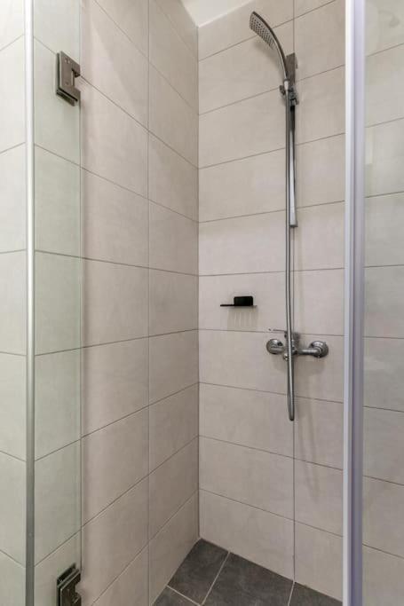 Premium, Modern Apartment In City Center Thessaloniki Exterior photo